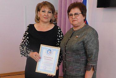 Ольга Хромушина поздравила депутатов Сорочинского городского  округа